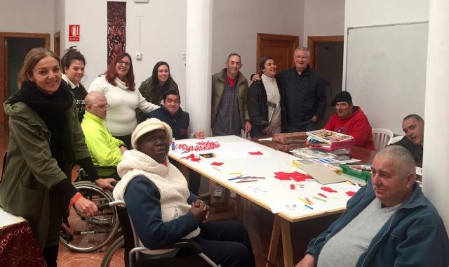 Concejales populares visitan el Hogar Torre Nazaret con motivo del Día Mundial del Sida - 2, Foto 2