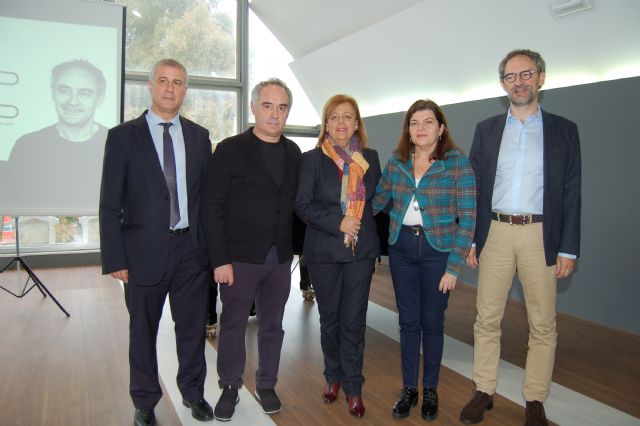 La consejera de Educación y Universidades asiste a la conferencia de Ferrán Adrià del programa Escuelas Creativas - 1, Foto 1