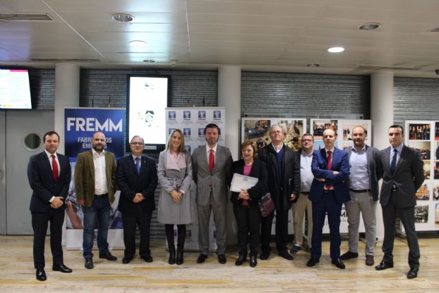 Plan de choque de FREMM para bajar los accidentes en carretillas, ascensores y puertas automáticas - 1, Foto 1