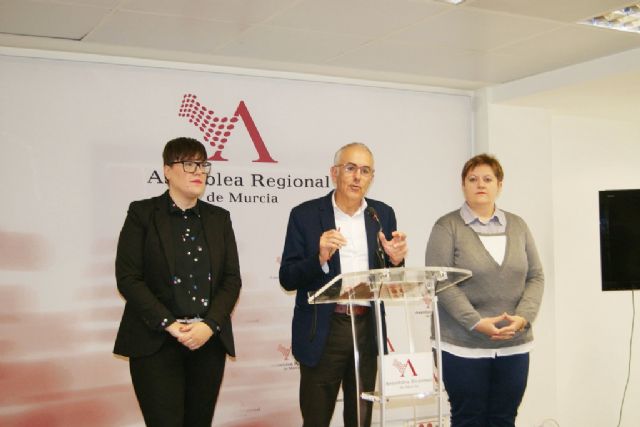 El PSOE afirma que los presupuestos 2018 de Presidencia y Fomento son el cuento de La Lechera - 1, Foto 1