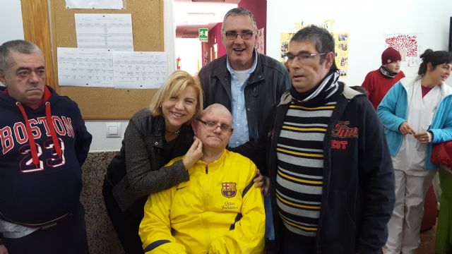 Violante Tomás visita la asociación Hogar Torre de Nazaret en Cartagena con motivo del Día mundial del sida - 1, Foto 1