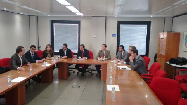 Ciudadanos y CROEM estrechan su colaboración para seguir bajando impuestos y hacer más atractiva para la inversión a la Región - 4, Foto 4