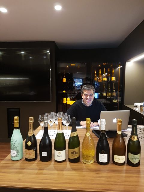 La D.O. Cava acoge a más de 60 prescriptores de primer nivel en el primer Recorrido por la excelencia del Cava - 2, Foto 2