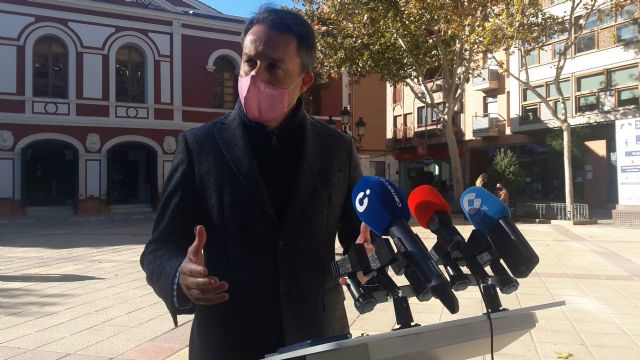 Los autónomos, hosteleros y comerciantes lorquinos tendrán que esperar al menos hasta marzo para recibir un céntimo de la ayuda municipal anunciada - 1, Foto 1