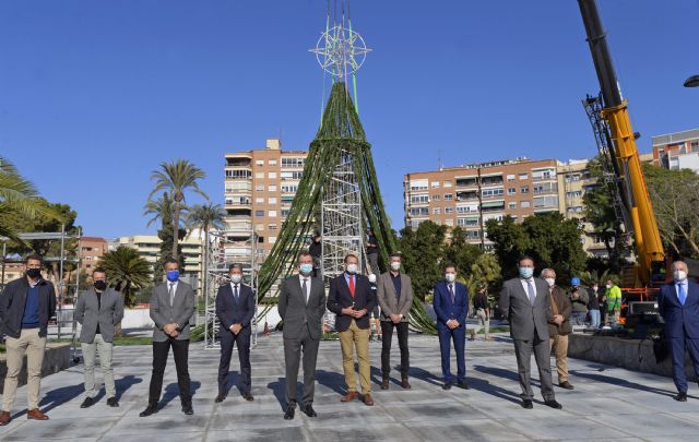 El Gran Árbol vuelve a La Circular conciliando la luz de la Navidad murciana con las restricciones sanitarias - 2, Foto 2
