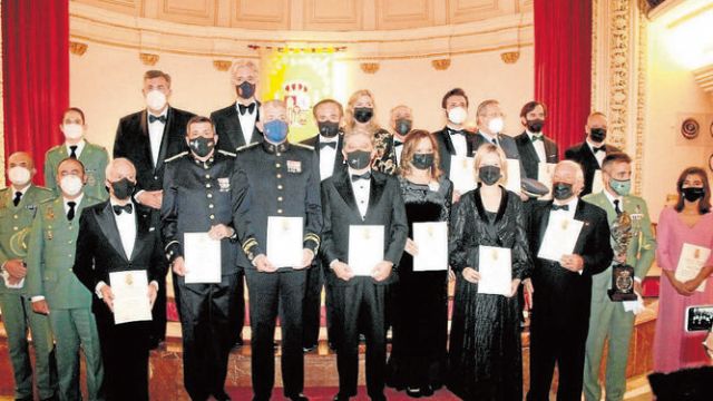 El acto, que se celebró en el teatro de Capitanía, acogió el ingreso como académico de número del teniente general jefe de la Fuerza Terrestre, José Rodríguez García - 5, Foto 5
