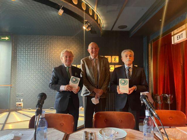 Para mantener el reemplazo generacional deberíamos tener 2,2 hijos y desde hace años en España tenemos solo un 1,2. La reproducción asistida ayuda a aumentar la natalidad - 1, Foto 1