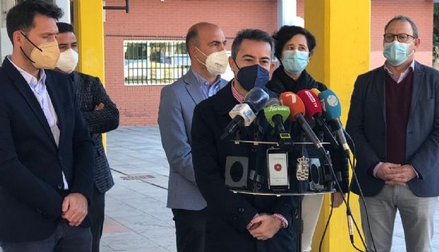 Lorquí reclama una línea de autobús directa con la capital y con las universidades - 1, Foto 1