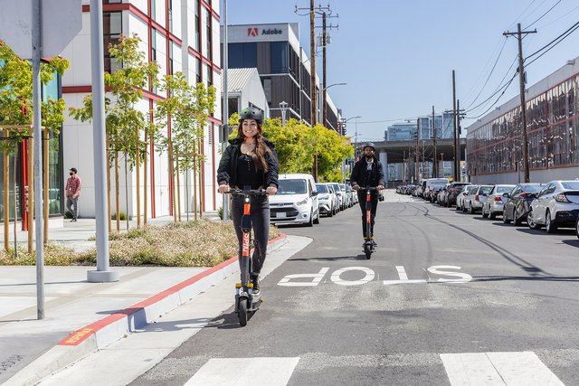 Spin presenta en España el patinete que terminará con la circulación por aceras y el aparcamiento en zonas no permitidas - 1, Foto 1