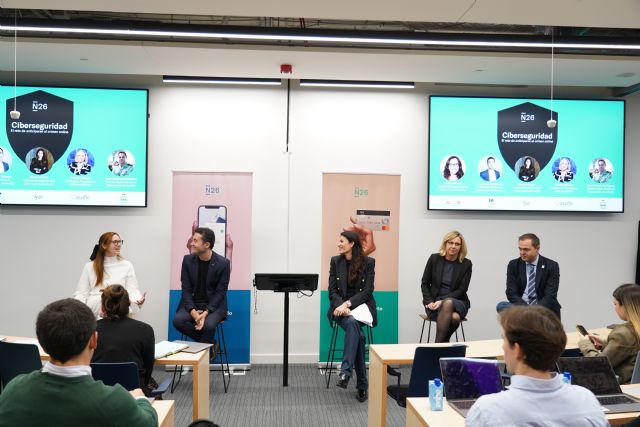 Mesa redonda 'Ciberseguridad: El reto de anticiparse al crimen online' - 1, Foto 1