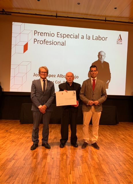 Los IX Premios de Calidad en la Edificacin de la Regin de Murcia distinguen a Jos Lpez Albadalejo por su labor profesional, Foto 2