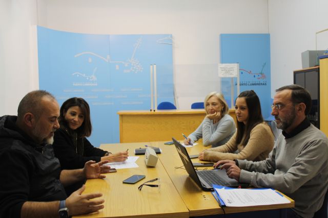 El Ayuntamiento y la Confederación de Empresarios de Puerto Lumbreras (ASEPLU) se reúnen de cara a la programación de Navidad en el municipio - 2, Foto 2