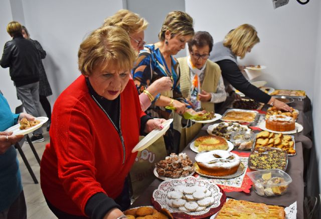 La asociación de mujeres Isabel González no falta a su tradicional degustación de dulces navideños - 4, Foto 4