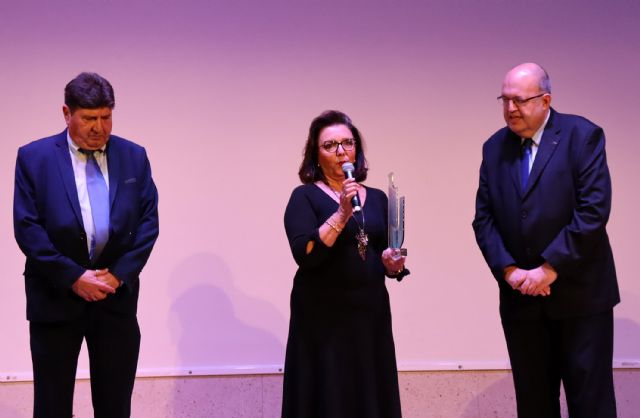 La asociación Cotifolk, galardonada con el Torreño del Año en la gala del 30° aniversario de la radio municipal Onda 92 - 5, Foto 5