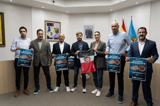 Importante final de la XII Copa Presidente de Ftbol Sala en Alhama de Murcia a beneficio de la Asociacin Princesa Rett, Foto 1