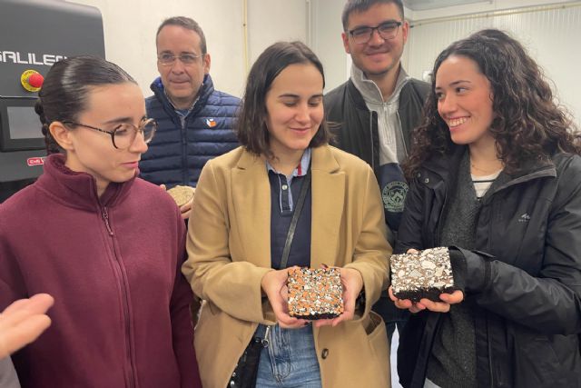 Explican a los estudiantes de Minas de la UPCT la tecnología de vanguardia en hormigón - 1, Foto 1