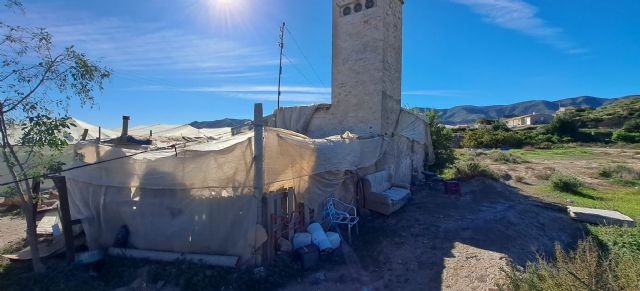 El Ayuntamiento de Lorca remite un oficio a la Confederación tras detectar a personas viviendo en condiciones insalubres en sus instalaciones de Marchena - 1, Foto 1