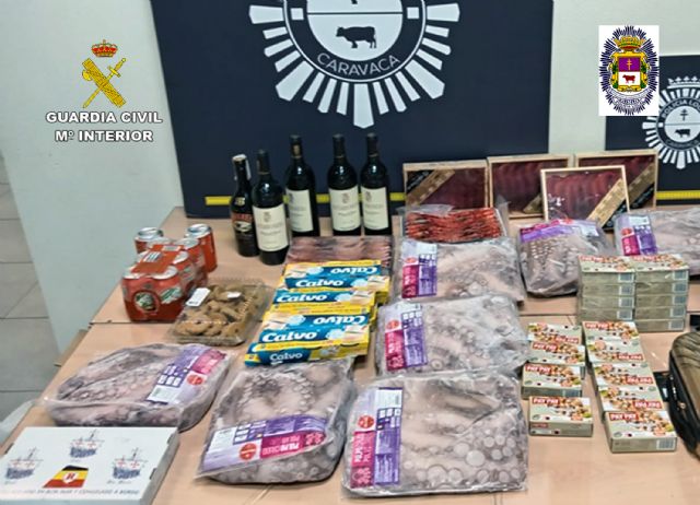 La Guardia Civil detiene a dos experimentados delincuentes por ocho hurtos en supermercados de la comarca del Noroeste - 2, Foto 2