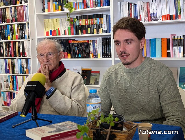 Murcia-nidades: Escritos de agitación se presenta en Librería Faro con una defensa del activismo y del pensamiento crítico - 4, Foto 4