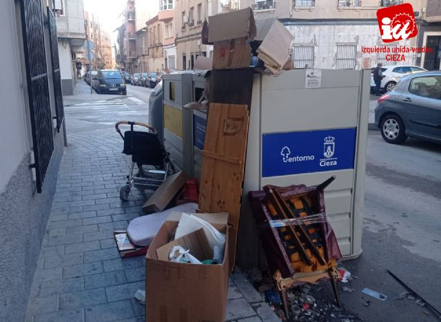IU-Verdes celebra el rechazo del Pleno municipal al tasazo de la basura del PP - 1, Foto 1