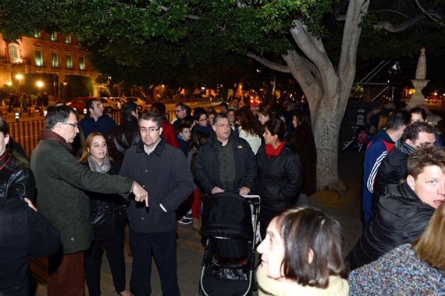 La luz, la música y el agua se rinden al río en un espectáculo organizado por el Ayuntamiento de Murcia - 3, Foto 3