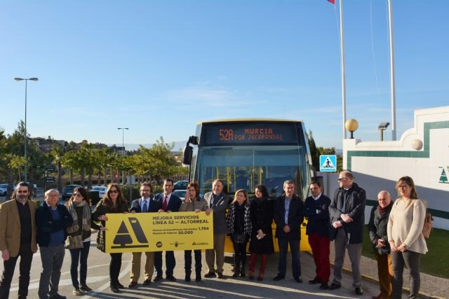 Más de 30.000 usuarios han utilizado el servicio de autobús entre Altorreal y Murcia - 1, Foto 1