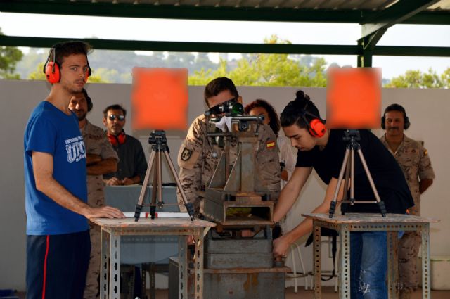 Imagen de archivo de un ensayo de resistencia realizado el pasado septiembre en la Escuela de Infantería de General Albacete y Fuster., Foto 2