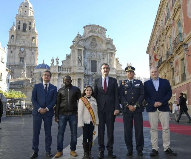 Los Reyes Magos obsequian a los murcianos con igualdad, seguridad y solidaridad este 2019 - 1, Foto 1