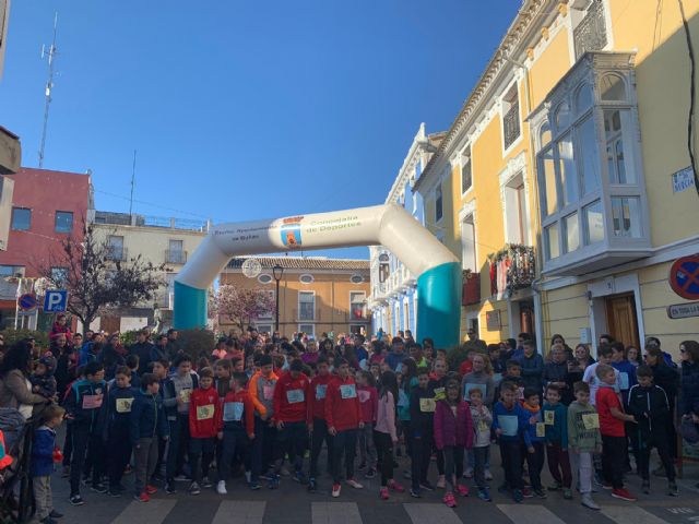 La San Silvestre de Bullas sigue sumando años y cientos de vecinos corren la popular carrera - 1, Foto 1