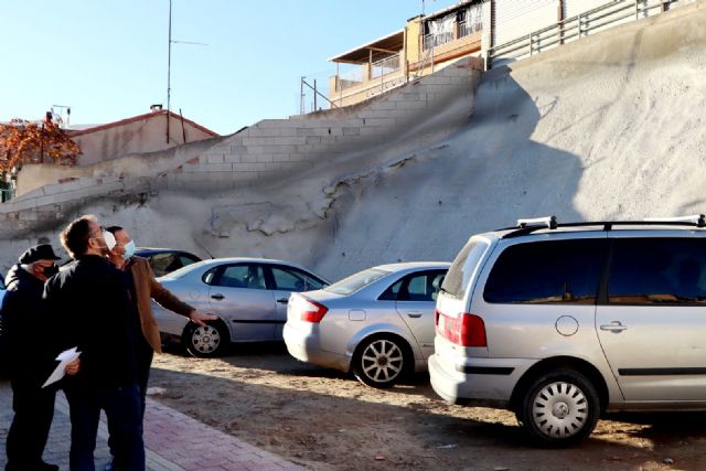 El Ayuntamiento de Lorca ejecuta la estabilización del talud de la Calle Zambrana pare prevenir deslizamientos - 2, Foto 2