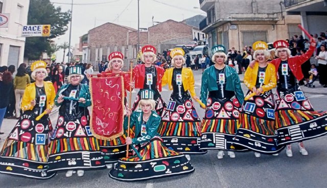 La Peña Confeti será las pregoneras del Carnaval de Totana 2024, Foto 2