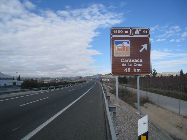 La Comunidad instala nuevos carteles para informar a los conductores de la proximidad de lugares de interés turístico - 1, Foto 1
