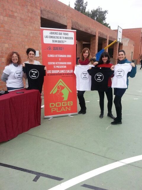El Colegio Reina Sofía participó en la carrera solidaria a beneficio de la Asociación Refugio del Viento, Foto 7