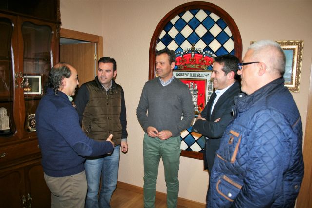 Yecla será la ciudad que acoja a las candidatas a reinas de las Fiestas de Mayo de Alcantarilla, en la ya tradicional jornada de convivencia junto a los miembros del jurado - 2, Foto 2