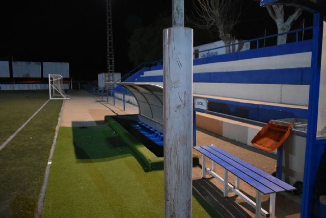 El PSOE vuelve a denunciar el lamentable estado de las instalaciones deportivas de Los Tollos - 2, Foto 2