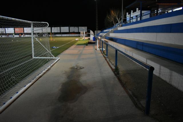 El PSOE vuelve a denunciar el lamentable estado de las instalaciones deportivas de Los Tollos - 5, Foto 5