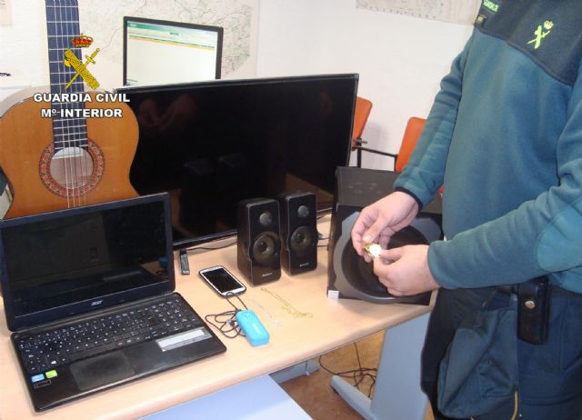 La Guardia Civil esclarece cinco robos en viviendas de Jumilla - 4, Foto 4