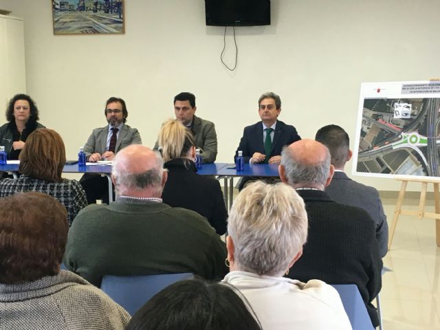 El consejero de Fomento, Pedro Rivera y el alcalde José Miguel Luengo presentan tres actuaciones de mejora de carreteras en San Javier con una inversión de 4,2 millones de euros - 2, Foto 2