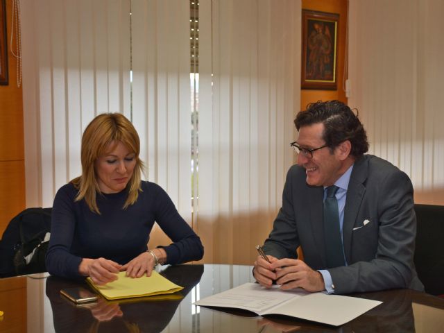 La Alcaldesa de Campos del Río se reúne con el Presidente del TSJ - 2, Foto 2