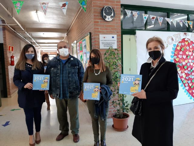 El Ayuntamiento edita 6.000 calendarios ilustrados por escolares del municipio para fomentar el cuidado del medio ambiente - 2, Foto 2