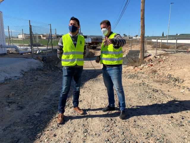 El Ayuntamiento procede a iluminar la conexión de Torre Pacheco con el Polígono La Estrella - 2, Foto 2