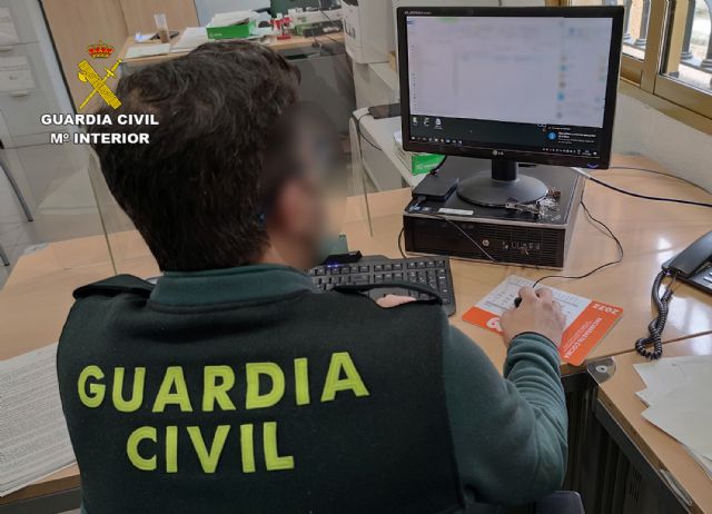La Guardia Civil detiene a un joven que publicó anuncios de servicios sexuales de una menor sin su consentimiento - 1, Foto 1