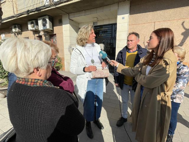 Los vecinos critican que en las aceras de Barriomar hay más tierra que en las playas de Mazarrón - 2, Foto 2