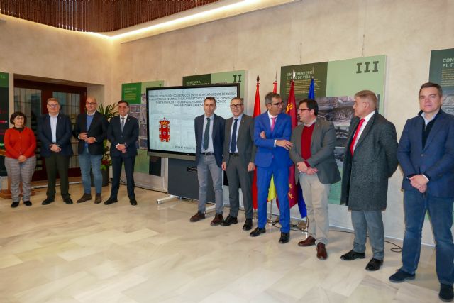 El Alcalde Serrano y el Rector de la UMU firman un convenio para la recuperación de San Esteban - 2, Foto 2