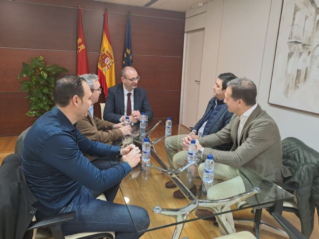 El consejero de Educación se reúne con el presidente nacional de ANPE - 2, Foto 2