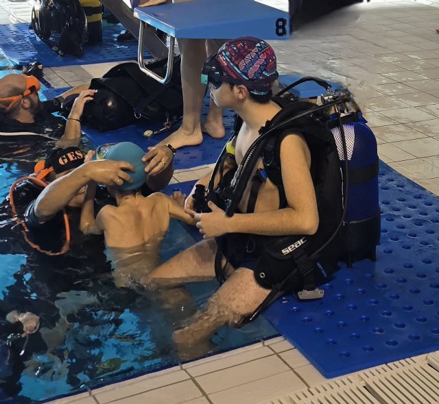 Buceo inclusivo: éxito del Bautizo Aulas Abiertas en Cartagena con la colaboración de buceadores adaptados - 3, Foto 3