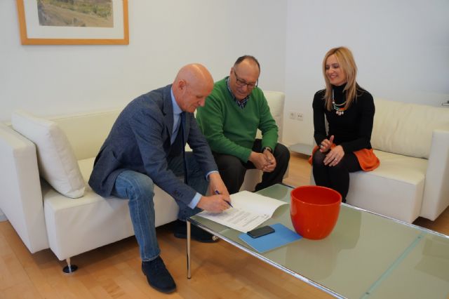 Renovado el convenio de cesión del museo de la Semana Santa torreña - 3, Foto 3