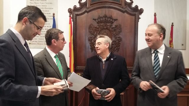 La campaña especial de la Concejalía de Turismo para promocionar nuestra Semana Santa dispara un 170% las peticiones para adquirir sillas - 1, Foto 1