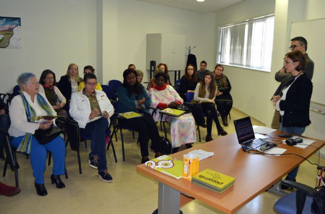 El 'II Encuentro de Mujeres Empresarias y Emprendedoras' inicia los actos del 8 marzo en Las Torres de Cotillas - 3, Foto 3