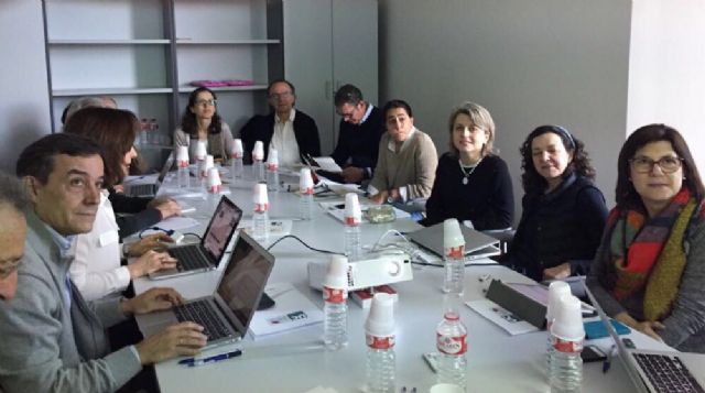 Doctorarse con mayor formación en comunicación, estadística o ética de la investigación - 1, Foto 1